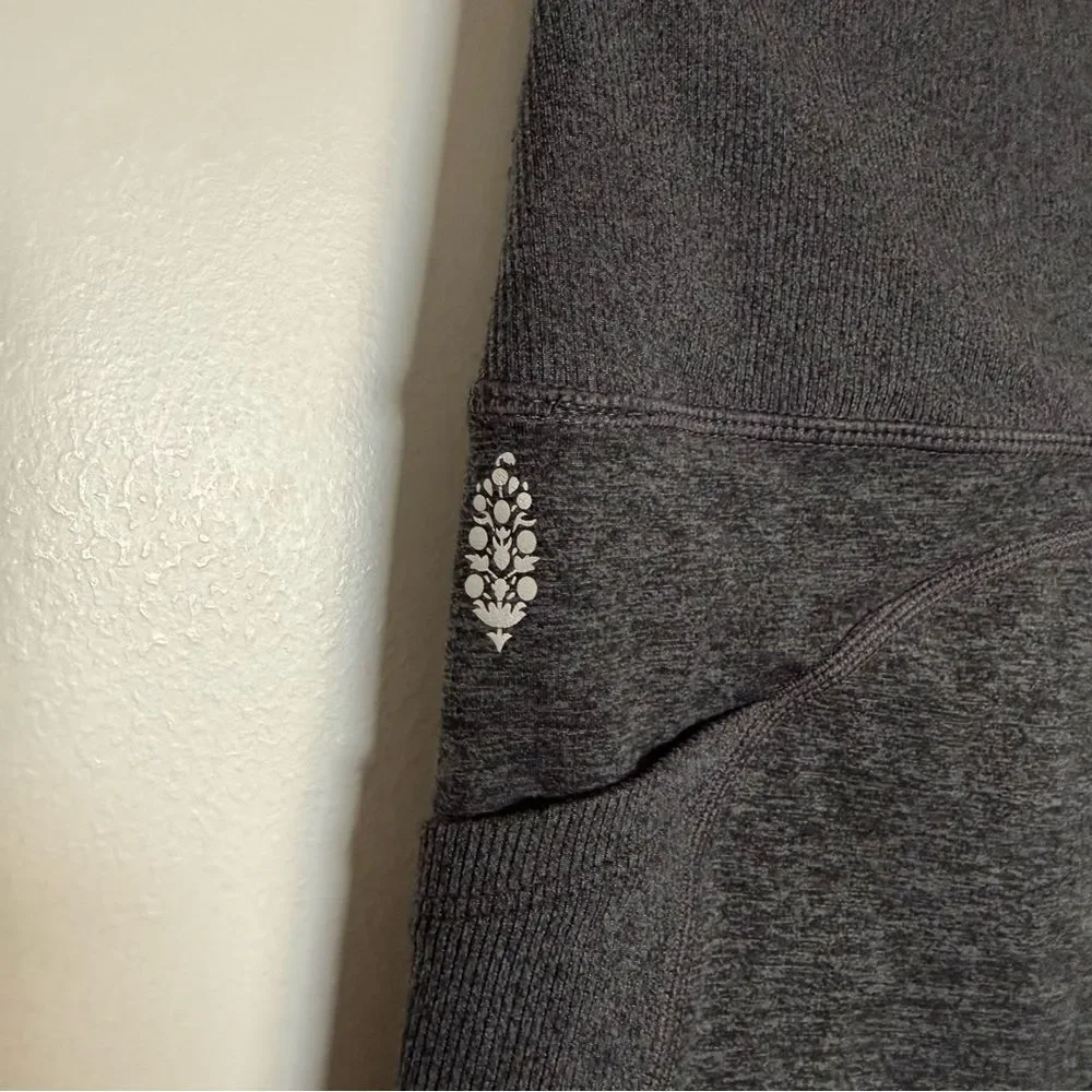 FP Movement Athletic Shorts 2'' Womens Sz M Gray High Rise Pockets Stretch Logo
